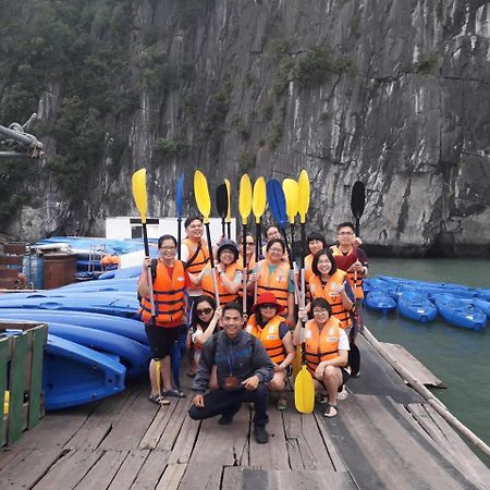 Halong Lavender Cruises Hotel Ha Long Exterior photo